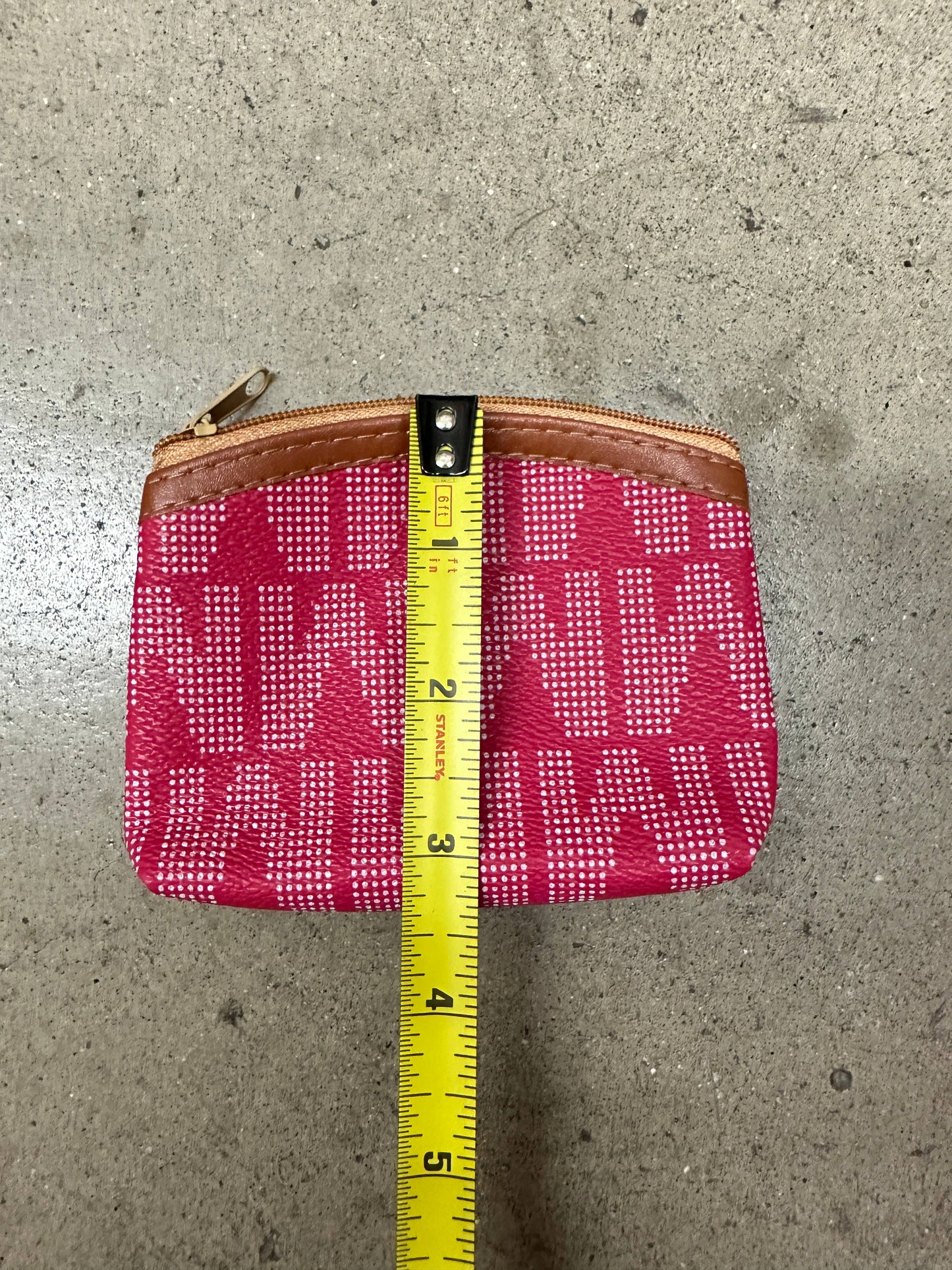 M Print Zipper Coin Purse Keychain