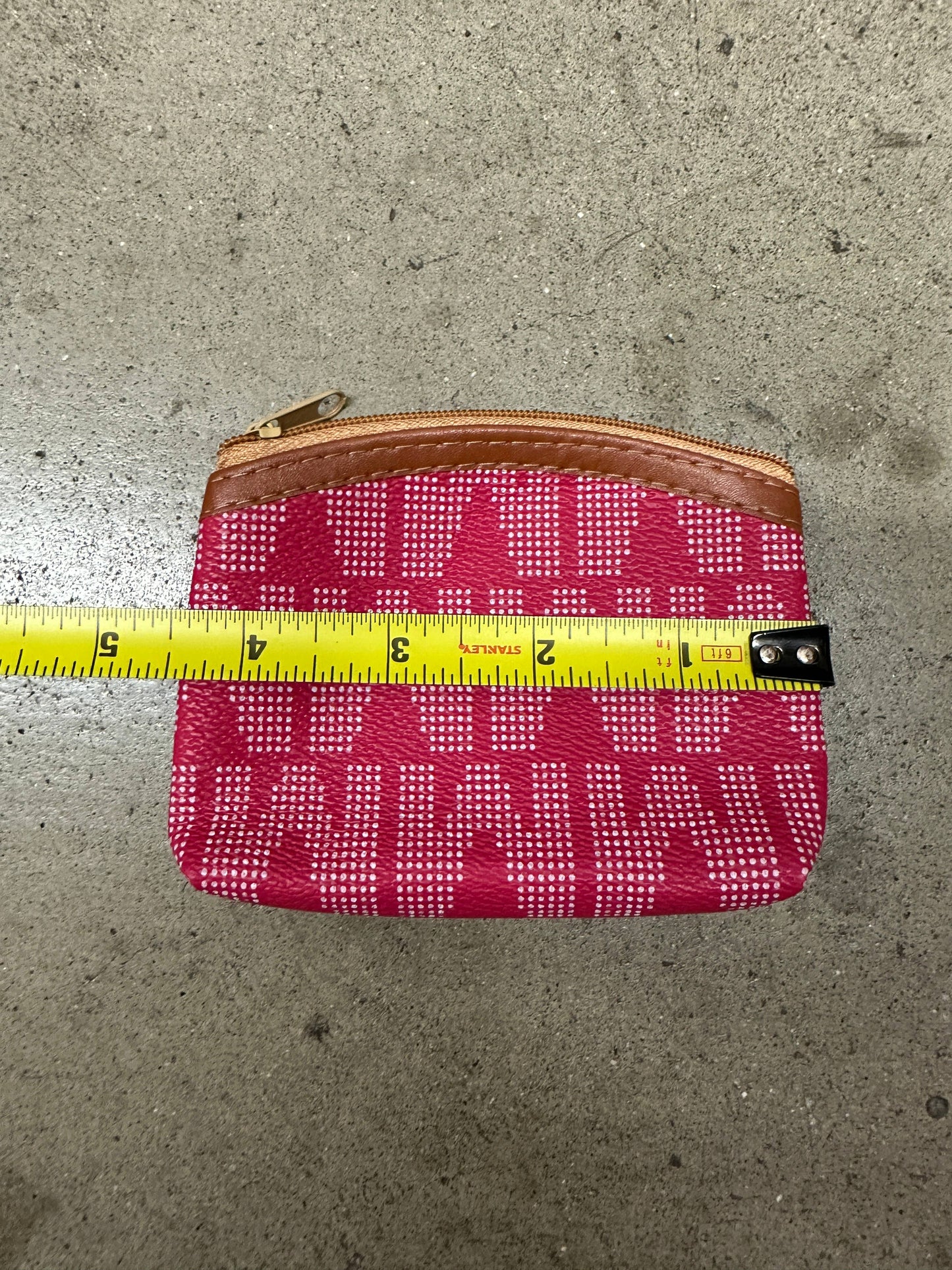 M Print Zipper Coin Purse Keychain